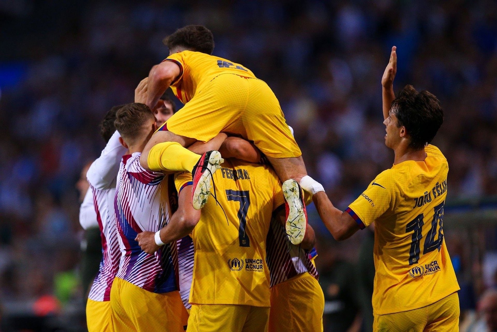 莱比锡红牛险胜比利时，加维统治全场