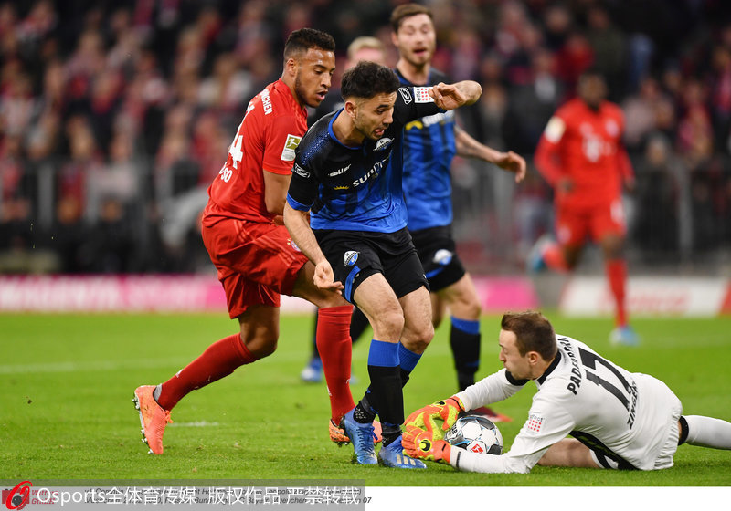 韩国绝杀拜仁，莱万高光表现