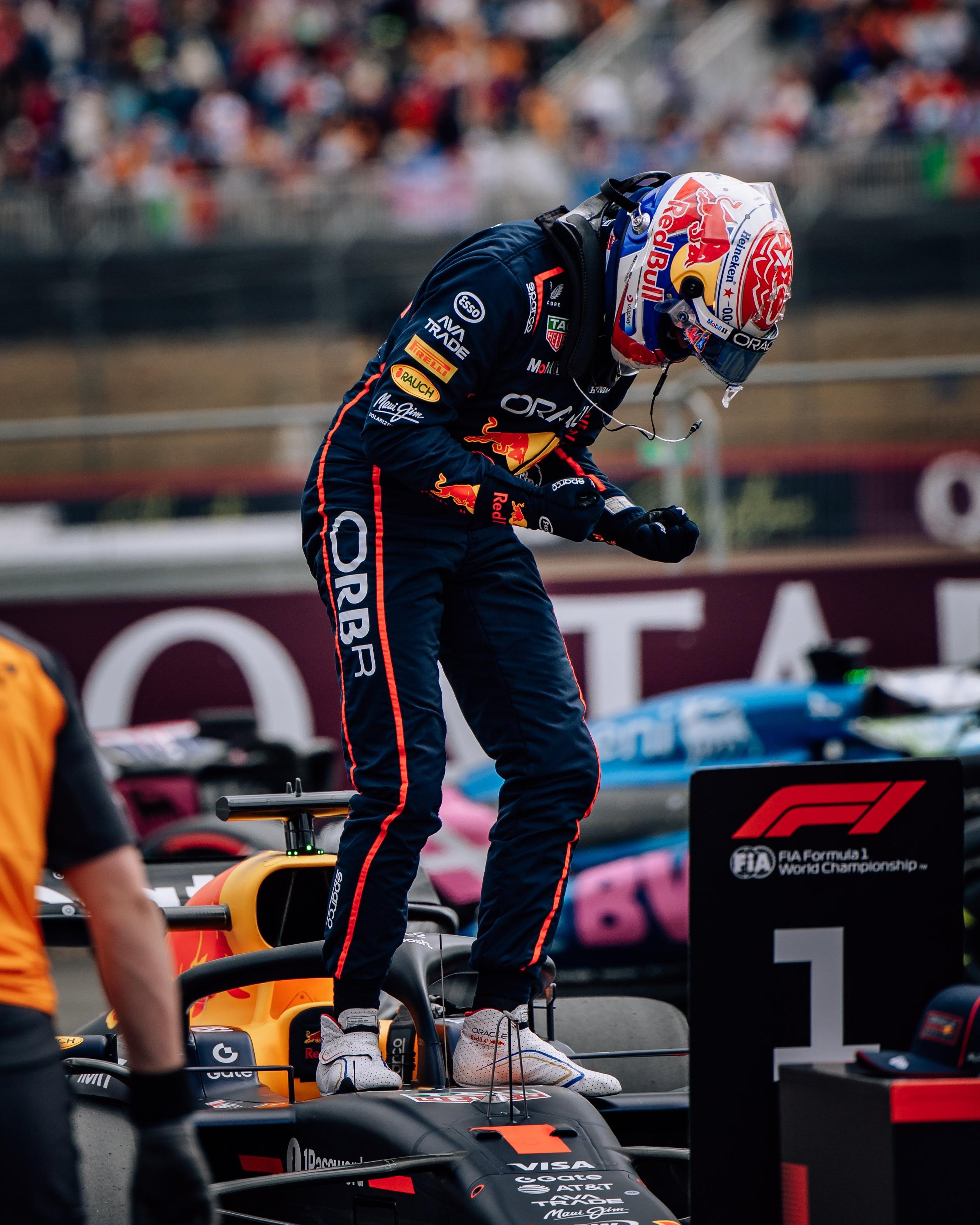 雷诺车队鏖战红牛二队，阿隆索刷新纪录