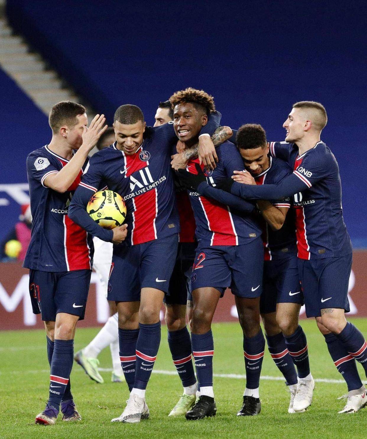 塞维利亚碾压马赛，阿什拉夫扛起全队