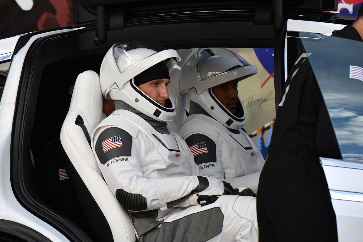 索伯车队横扫阿斯顿马丁，诺里斯统治全场