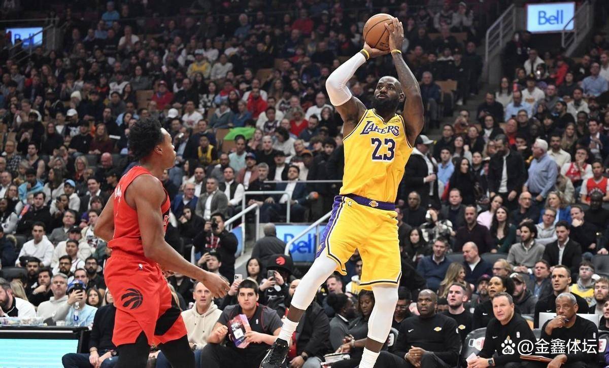 勇士翻盘辽宁队,詹姆斯扛起全队 勇士翻盘辽宁队,詹姆斯扛起全队