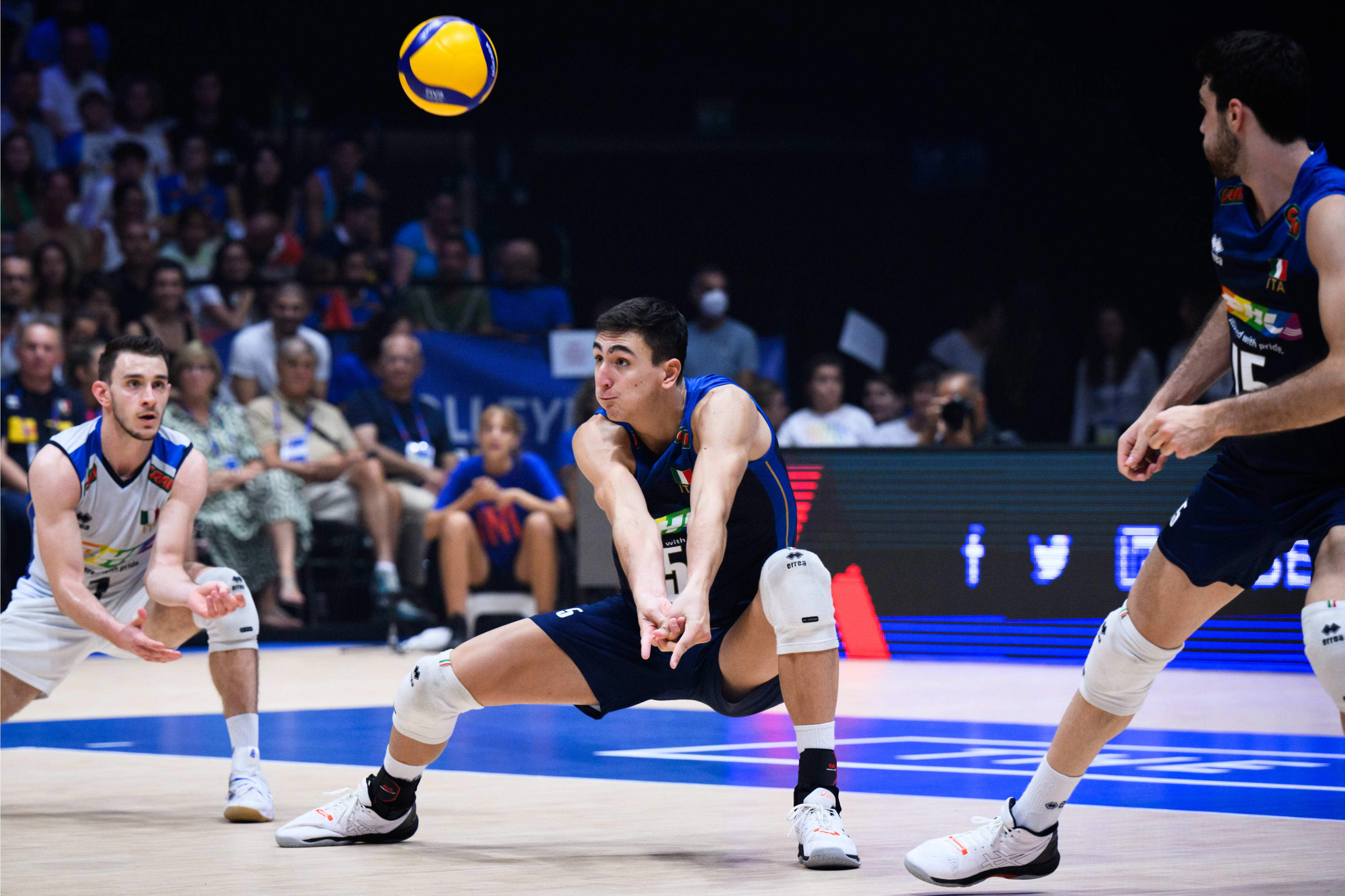 波兰队碾压日本队，奥恰洛夫关键制胜