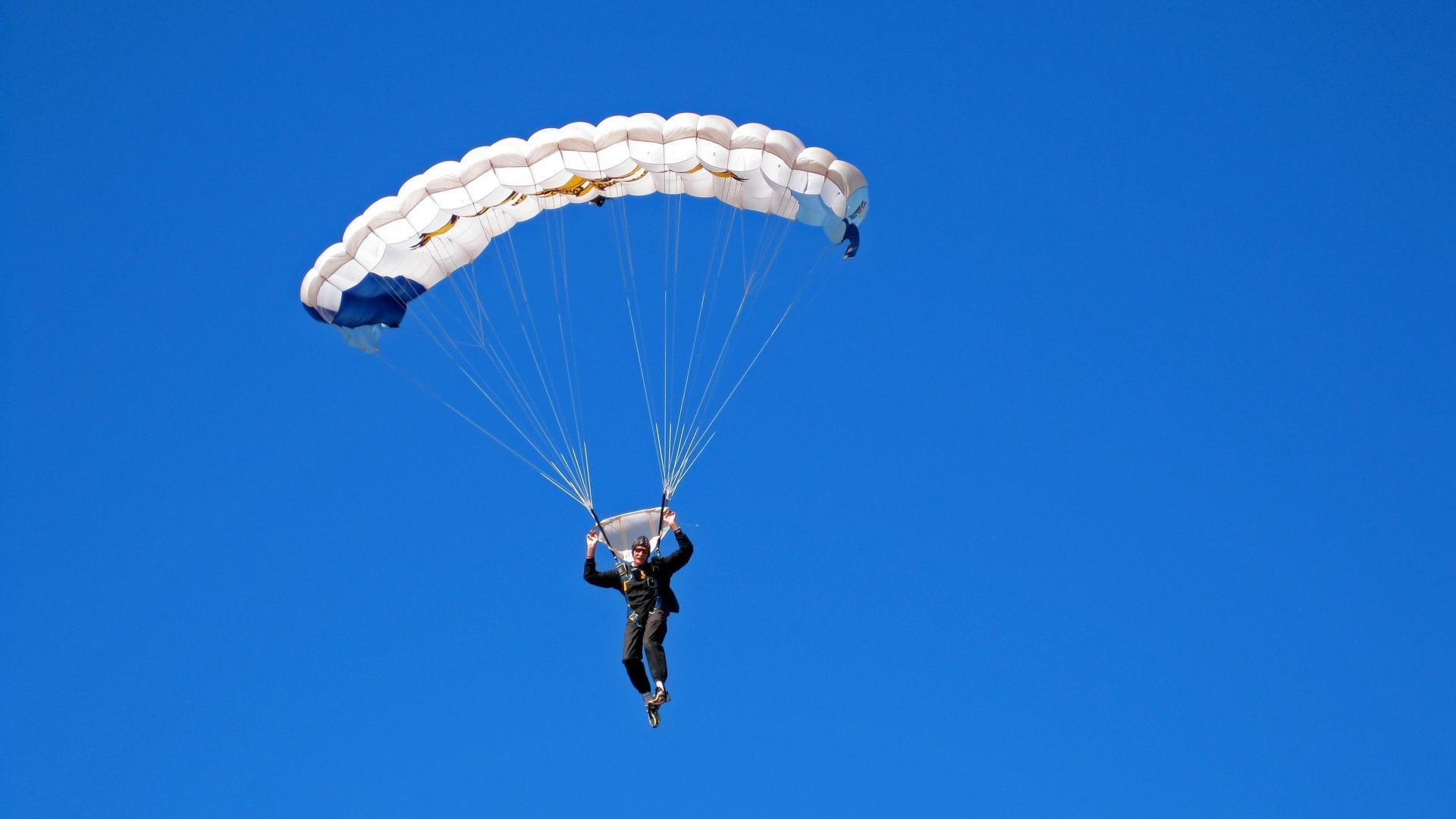 罗德里戈进攻端无人可挡，丹麦战车踏平牙买加